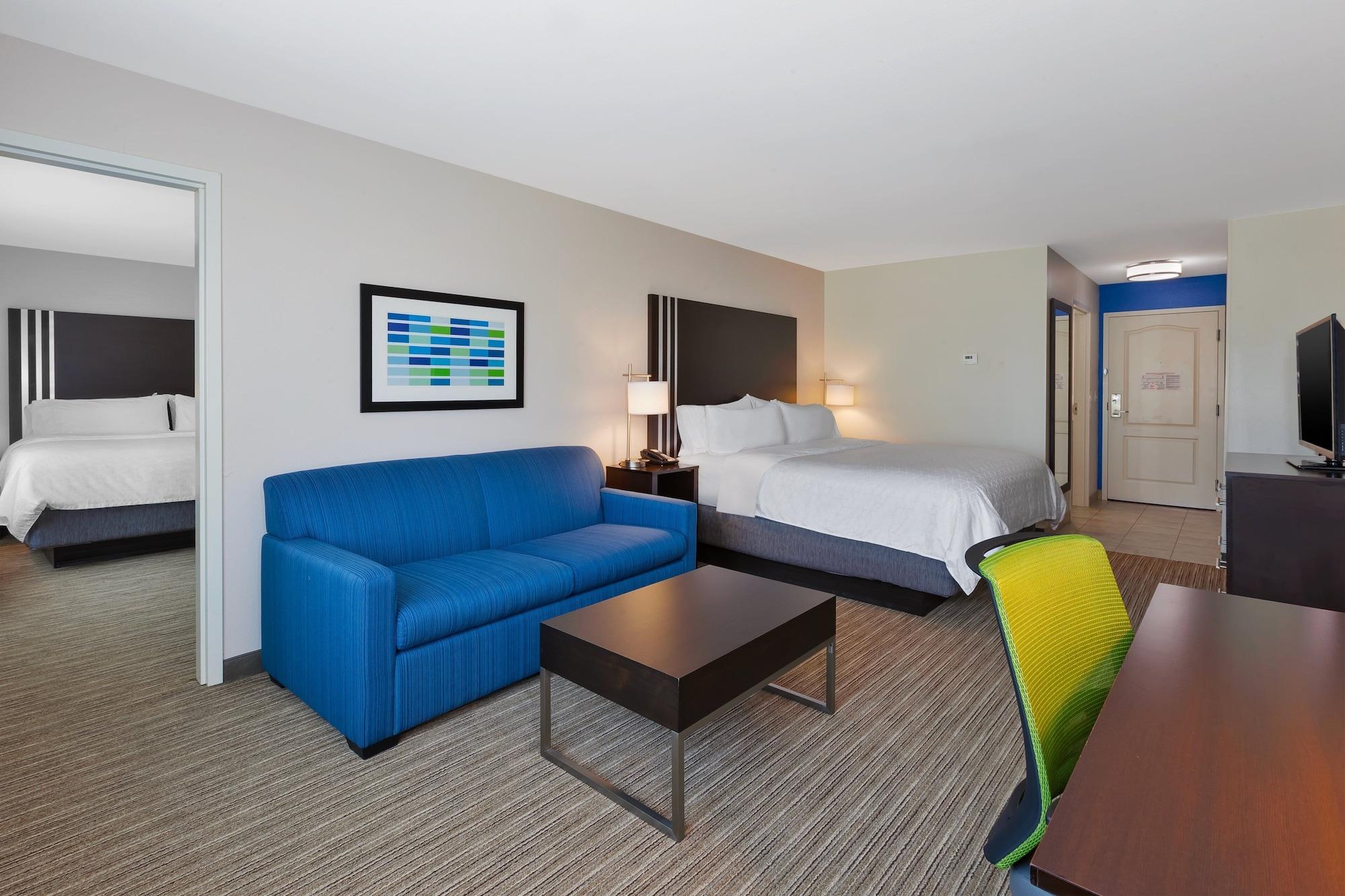 Holiday Inn Express & Suites - Effingham By Ihg Bagian luar foto