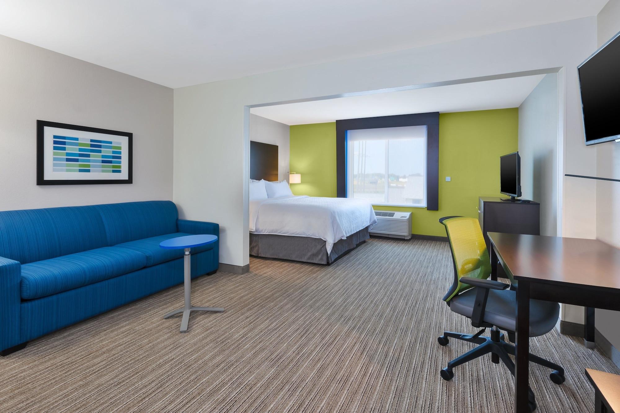 Holiday Inn Express & Suites - Effingham By Ihg Bagian luar foto